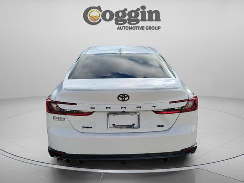 Certified 2025 Toyota Camry SE w/ Convenience Package FWD image 3