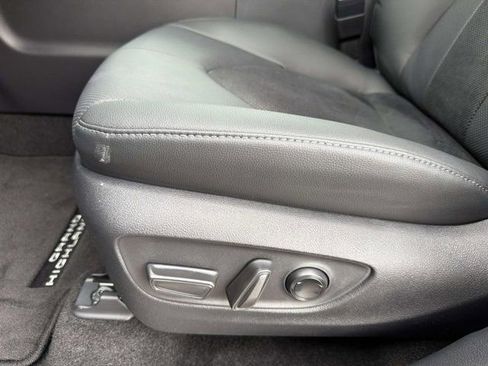 New 2026 Toyota Grand Highlander AWD Hybrid image 10