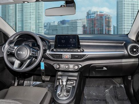 Used 2023 Kia Forte LXS image 19