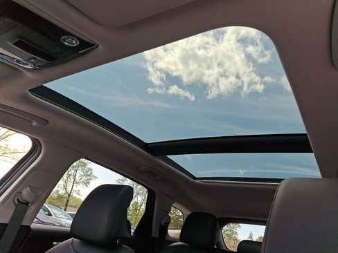 New 2026 Kia Sportage EX w/ EX Panorama Roof Package FWD image 7