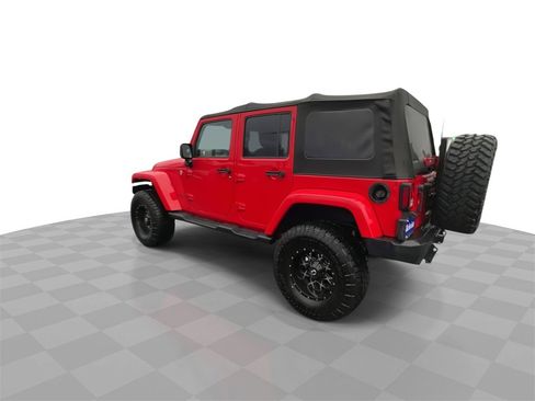 Used 2015 Jeep Wrangler Unlimited Sahara w/ Max Tow Package image 6