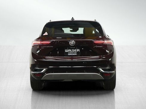 Used 2022 Buick Envision Avenir w/ Technology Package II image 4