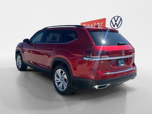 Certified 2023 Volkswagen Atlas SE image 12
