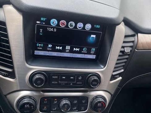 Used 2018 GMC Yukon XL Denali image 38