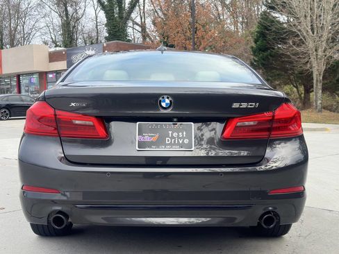 Used 2018 BMW 530i xDrive image 17