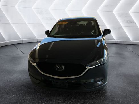 Used 2019 MAZDA CX-5 Touring image 2