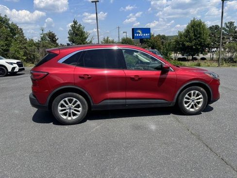 Used 2020 Ford Escape SE FWD image 9
