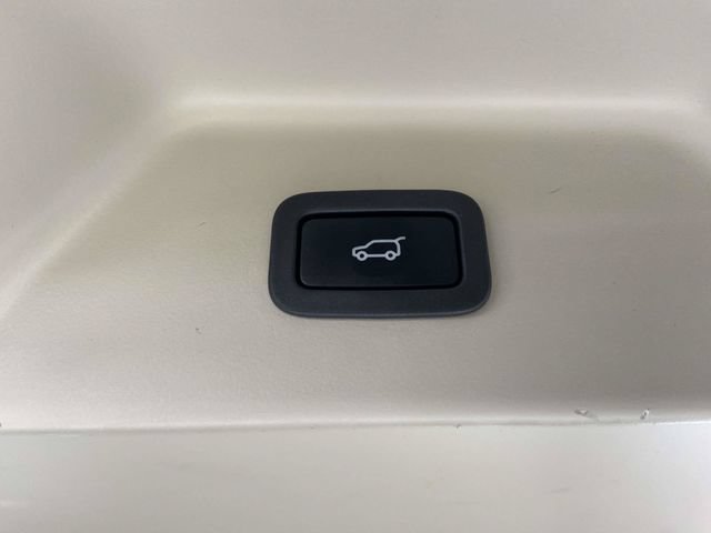 Used 2019 Land Rover Range Rover Supercharged AWD/4WD image 12