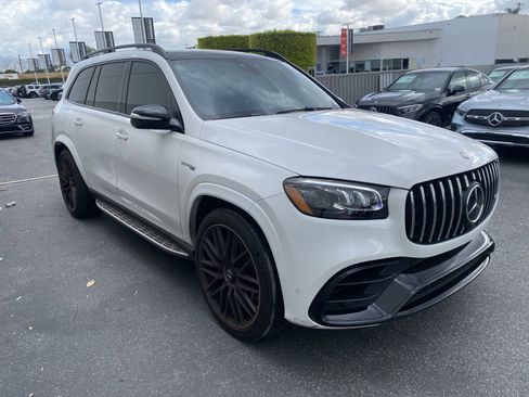 Used 2025 Mercedes-Benz GLS 63 AMG 4MATIC image 2