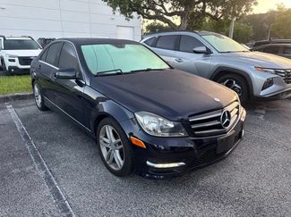 Used 2014 Mercedes-Benz C 250 Sedan video 1