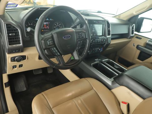 Used 2016 Ford F150 XLT w/ Equipment Group 302A Luxury image 9