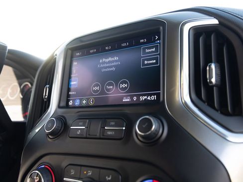 Used 2021 Chevrolet Silverado 1500 RST image 20