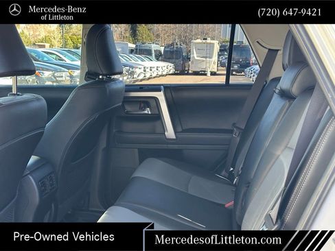 Used 2020 Toyota 4Runner 4WD image 17