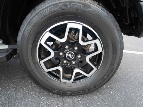 Used 2022 Ford Bronco Outer Banks AWD/4WD image 28