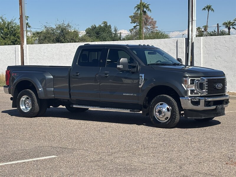Used 2020 Ford F350 Lariat w/ Lariat Ultimate Package AWD/4WD image 2