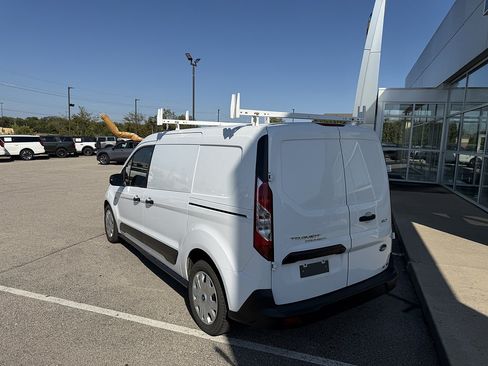 Used 2020 Ford Transit Connect XLT FWD image 3