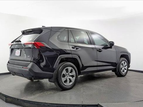 Used 2025 Toyota RAV4 LE FWD image 8