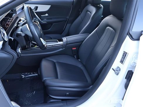Used 2025 Mercedes-Benz CLA 250 CLA 250 image 14