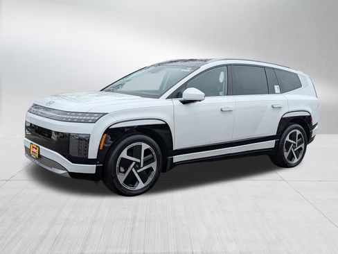 New 2026 Hyundai Ioniq 9 Limited image 2