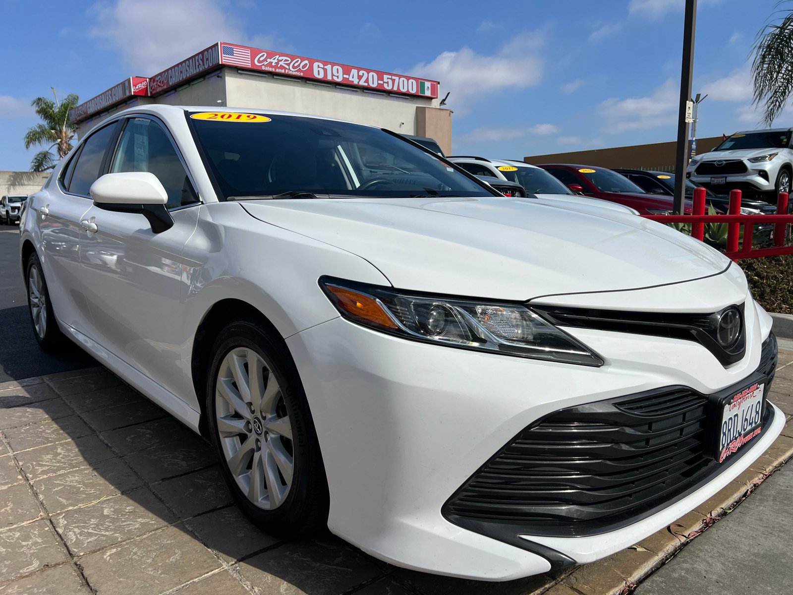 Used 2019 Toyota Camry LE FWD image 1
