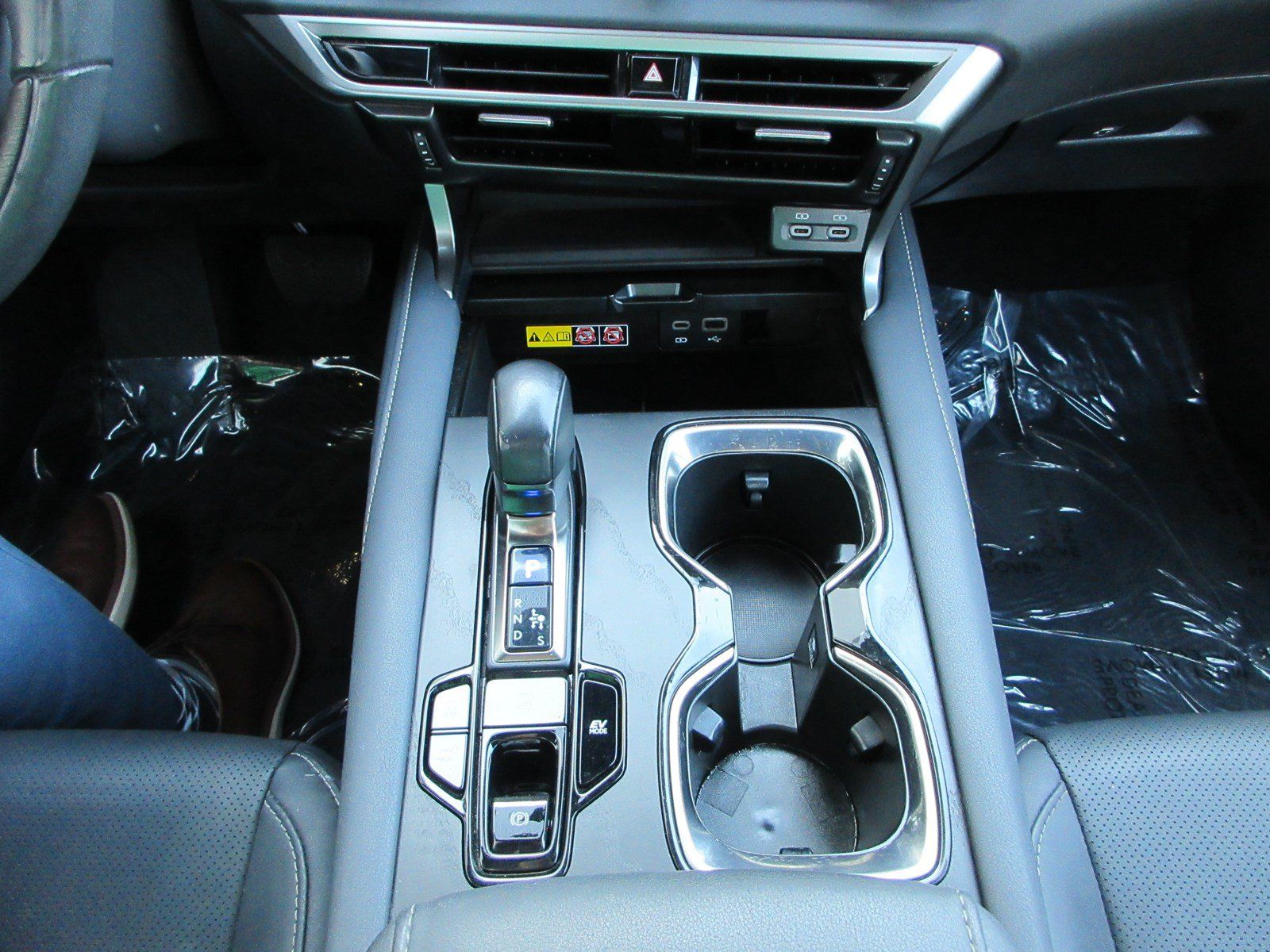 Used 2024 Lexus RX 350h w/ Accessory Package (Z1) AWD/4WD image 42