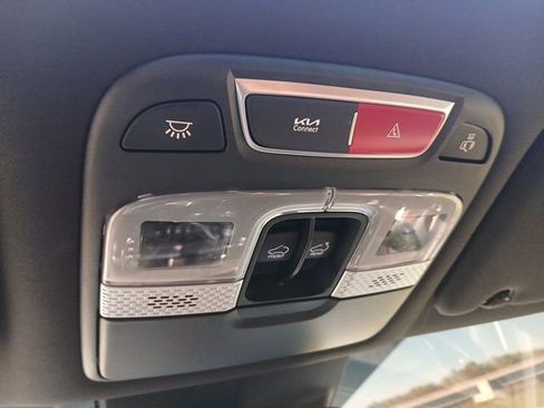 Used 2023 Kia Telluride SX image 14