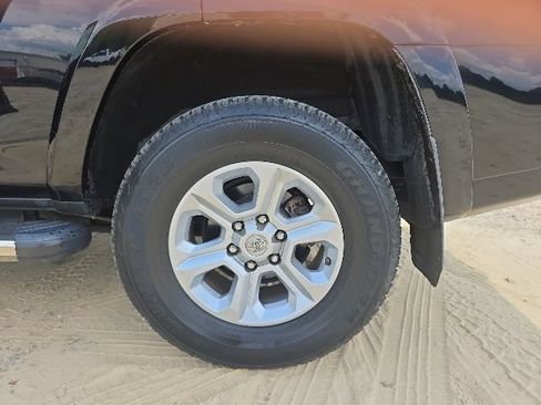 Used 2020 Toyota 4Runner SR5 RWD image 11