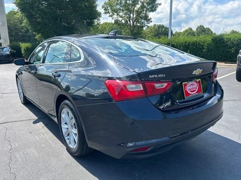 Used 2023 Chevrolet Malibu LT FWD image 9