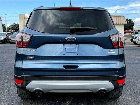 Used 2018 Ford Escape SE w/ SE Sync 3 Package FWD image 5