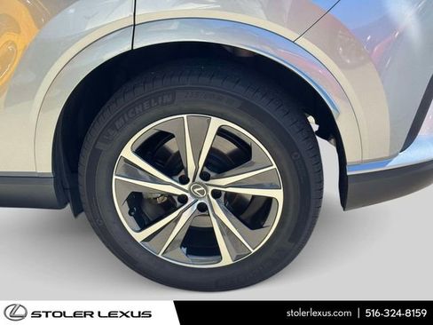 Used 2023 Lexus RX 350 Premium w/ Accessory Package (Z1) image 15