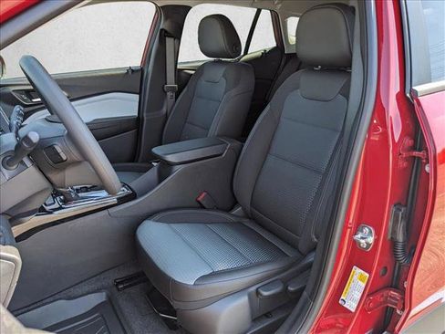 New 2026 Chevrolet Trax LT image 4