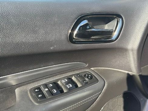 Used 2019 Dodge Durango R/T w/ Technology Group image 17