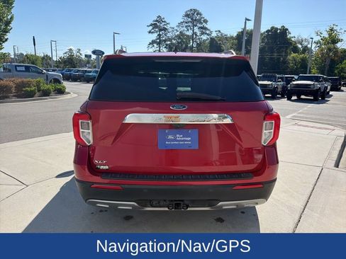 Certified 2022 Ford Explorer XLT w/ Equipment Group 202A RWD image 6