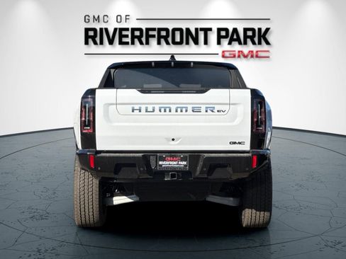 New 2026 GMC Hummer EV 4x4 Crew Cab image 4