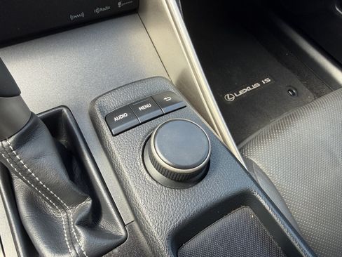 Used 2016 Lexus IS 200t RWD image 27