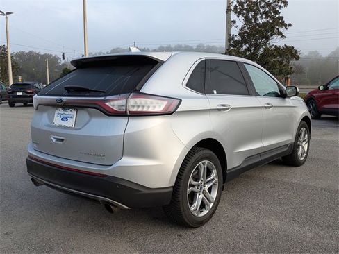 Used 2016 Ford Edge Titanium image 4