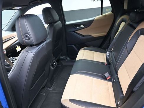 New 2026 Chevrolet Equinox ACTIV w/ Convenience Package III FWD image 9