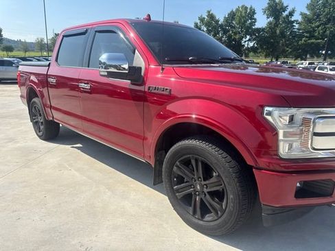 Used 2018 Ford F150 Platinum w/ Equipment Group 701A Luxury AWD/4WD image 8