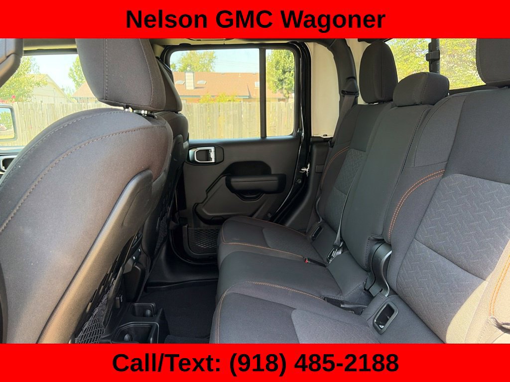 Used 2023 Jeep Gladiator Mojave w/ Cold Weather Group AWD/4WD image 14
