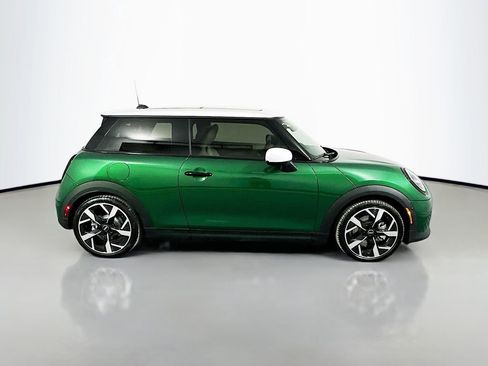 Certified 2025 MINI Cooper S image 4