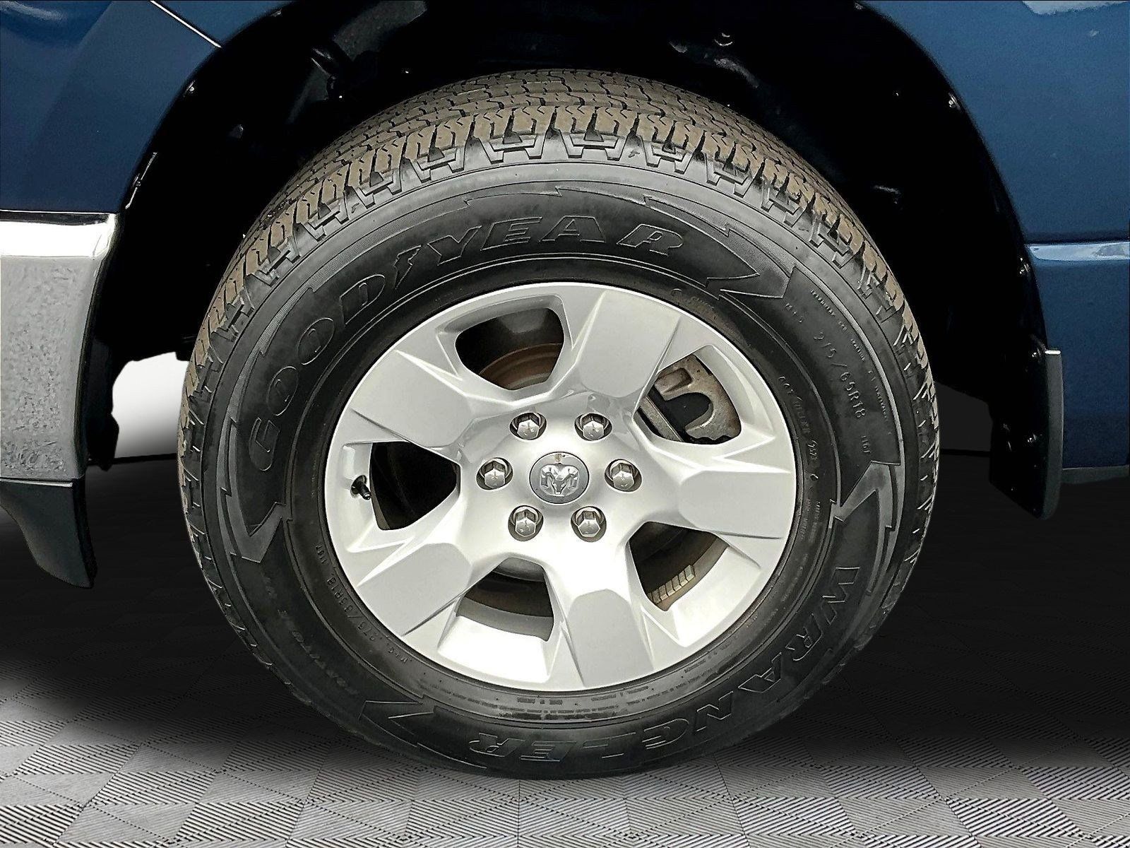 Used 2023 RAM 1500 Big Horn AWD/4WD image 35