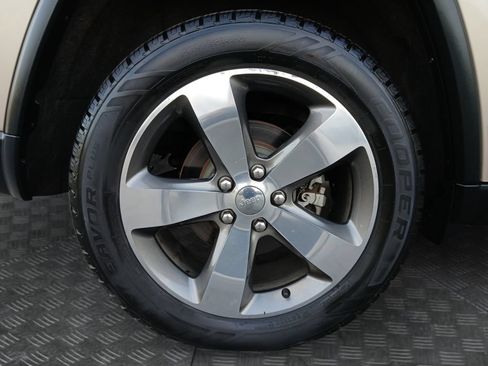Used 2014 Jeep Grand Cherokee Limited RWD image 23