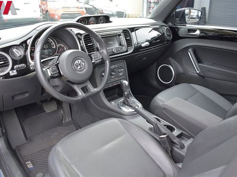 Used 2013 Volkswagen Beetle TDI image 3