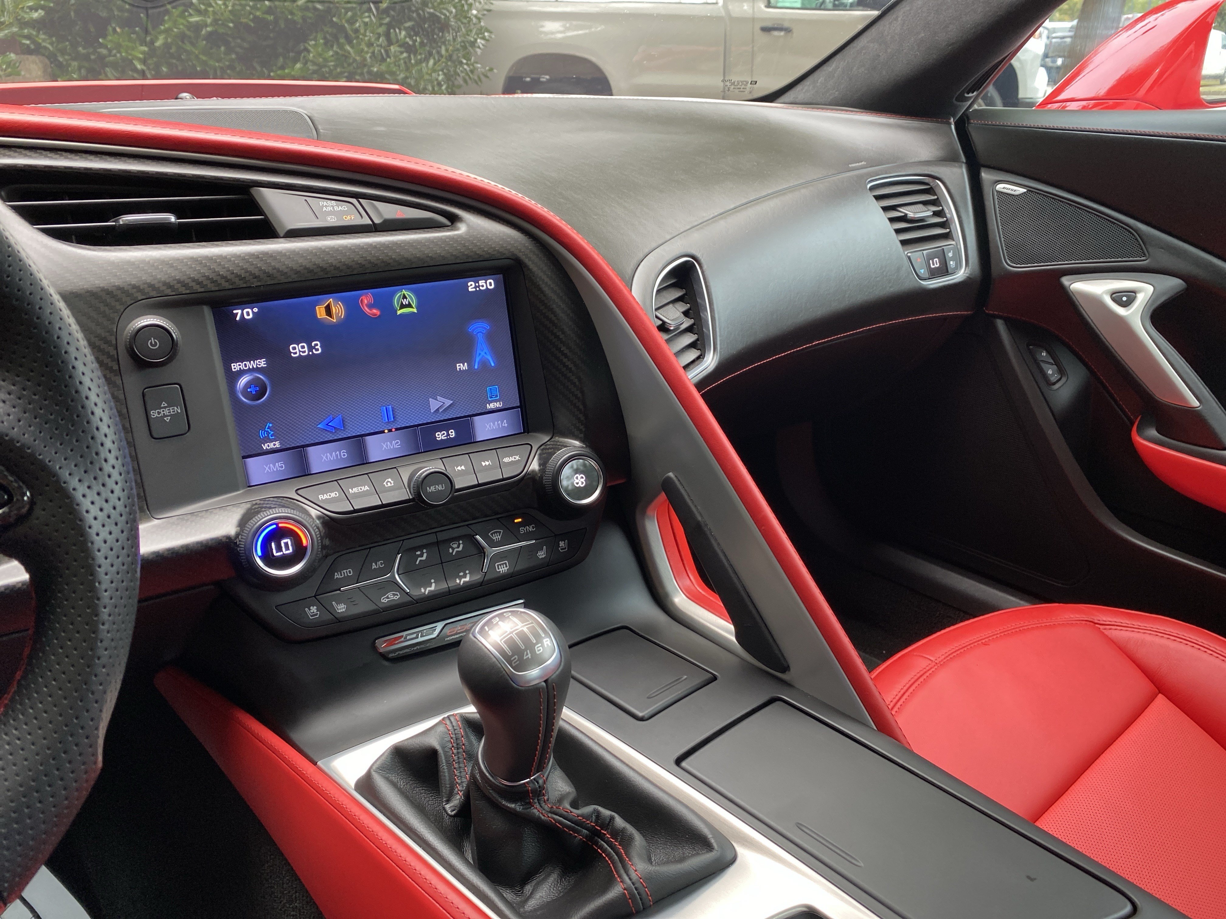 Used 2015 Chevrolet Corvette Z06 w/ 3LZ Preferred Equipment Group RWD image 24