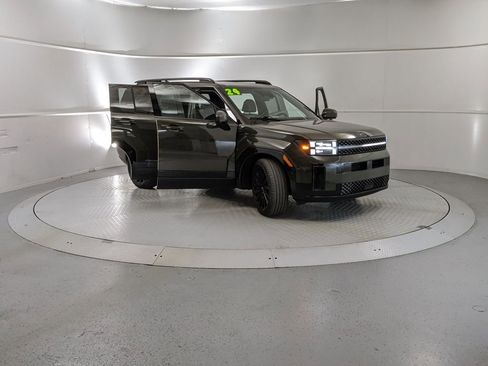 Used 2024 Hyundai Santa Fe Calligraphy image 7