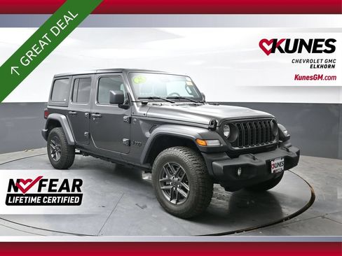 Used 2025 Jeep Wrangler Unlimited Sport AWD/4WD image 1