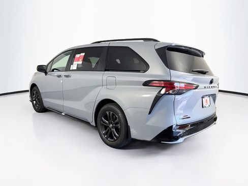 New 2026 Toyota Sienna XSE AWD/4WD image 6