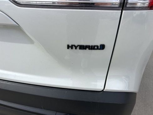 Used 2023 Toyota Corolla Cross S image 5