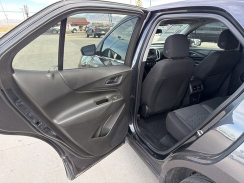 Used 2023 Chevrolet Equinox LT image 9