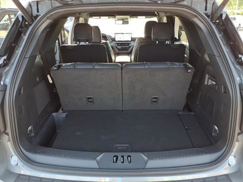 Certified 2025 Ford Explorer ST AWD/4WD image 7